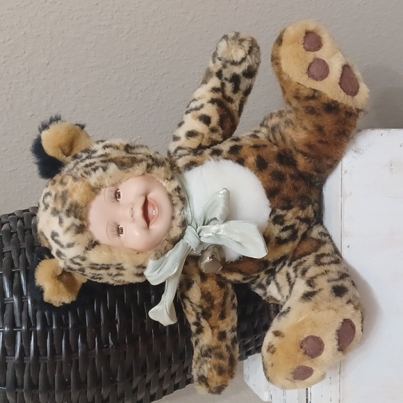 Baby Doll Animal Costume Plush Toy - Picture 4 of 11